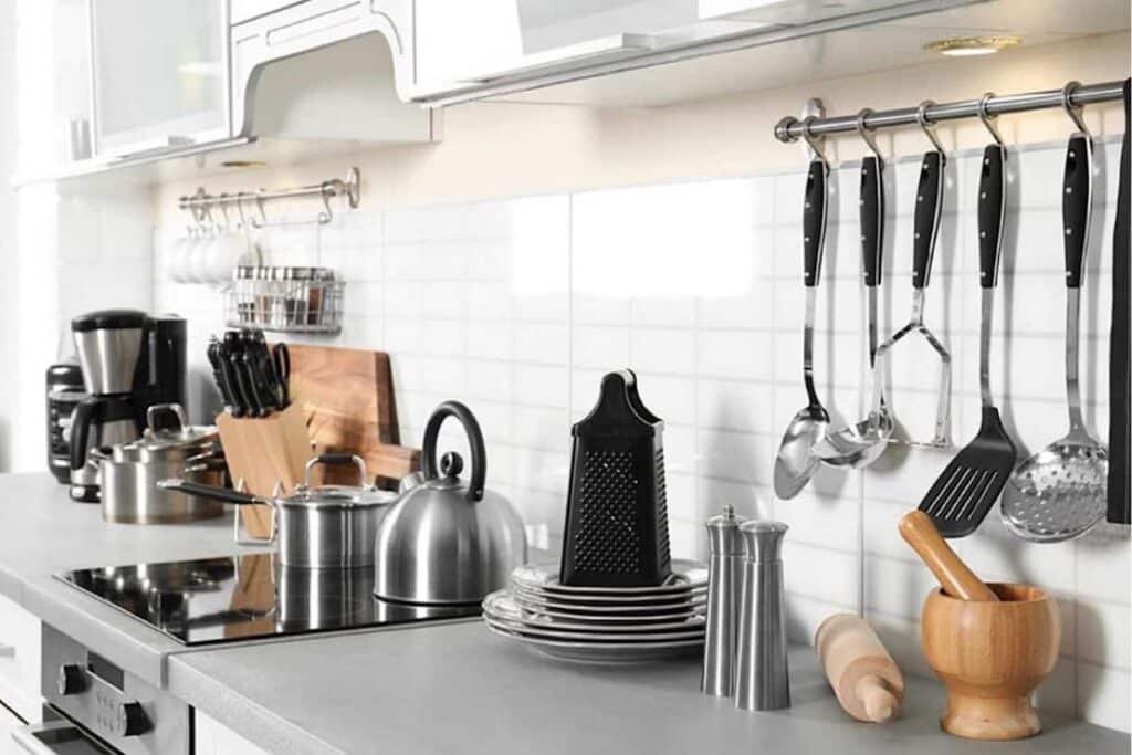 kitchen essentials list for new home