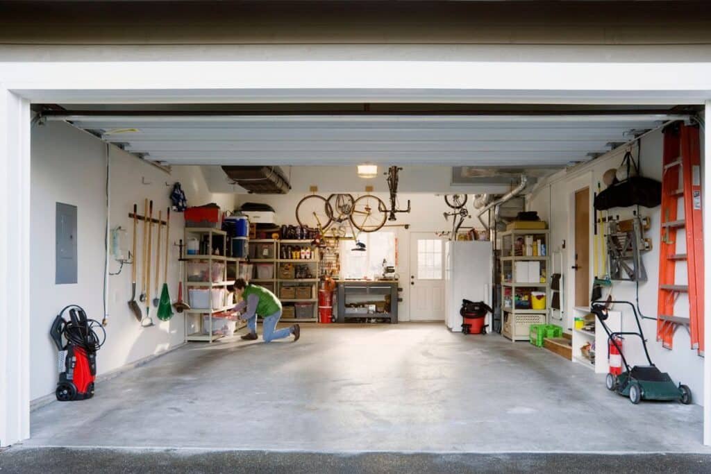 Tips knowing how to organize tools in garage and how to organize garage on a budget